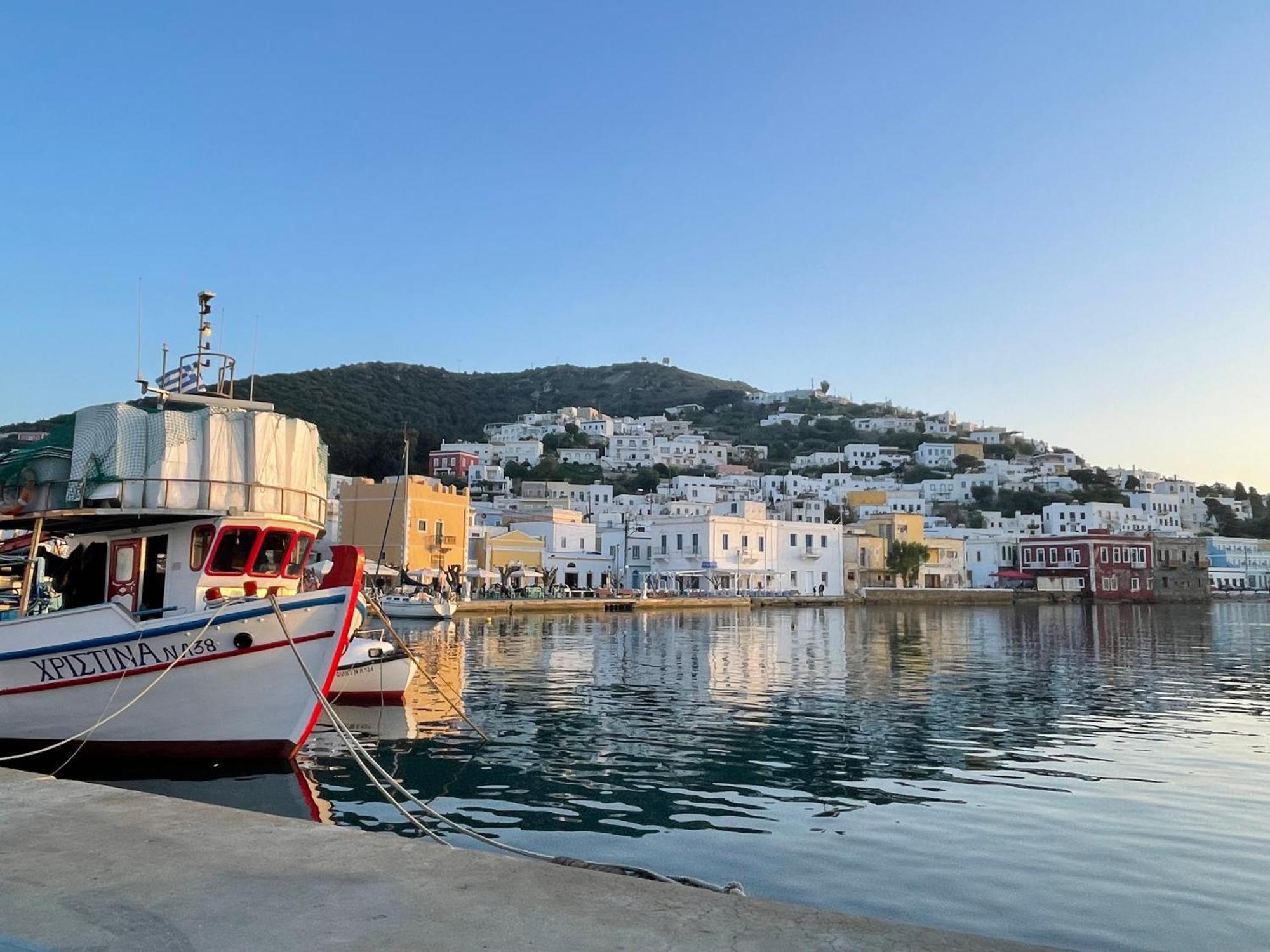 The Velanidies - Οι Βελανιδιές Agia Marina  Esterno foto